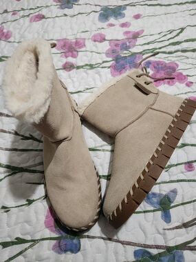 Muk Luks Beige Faux-Shearling Slip-On Booties